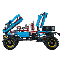Конструктор LEGO Technic Аварийный внедорожник 6х6 (42070) изображение 5