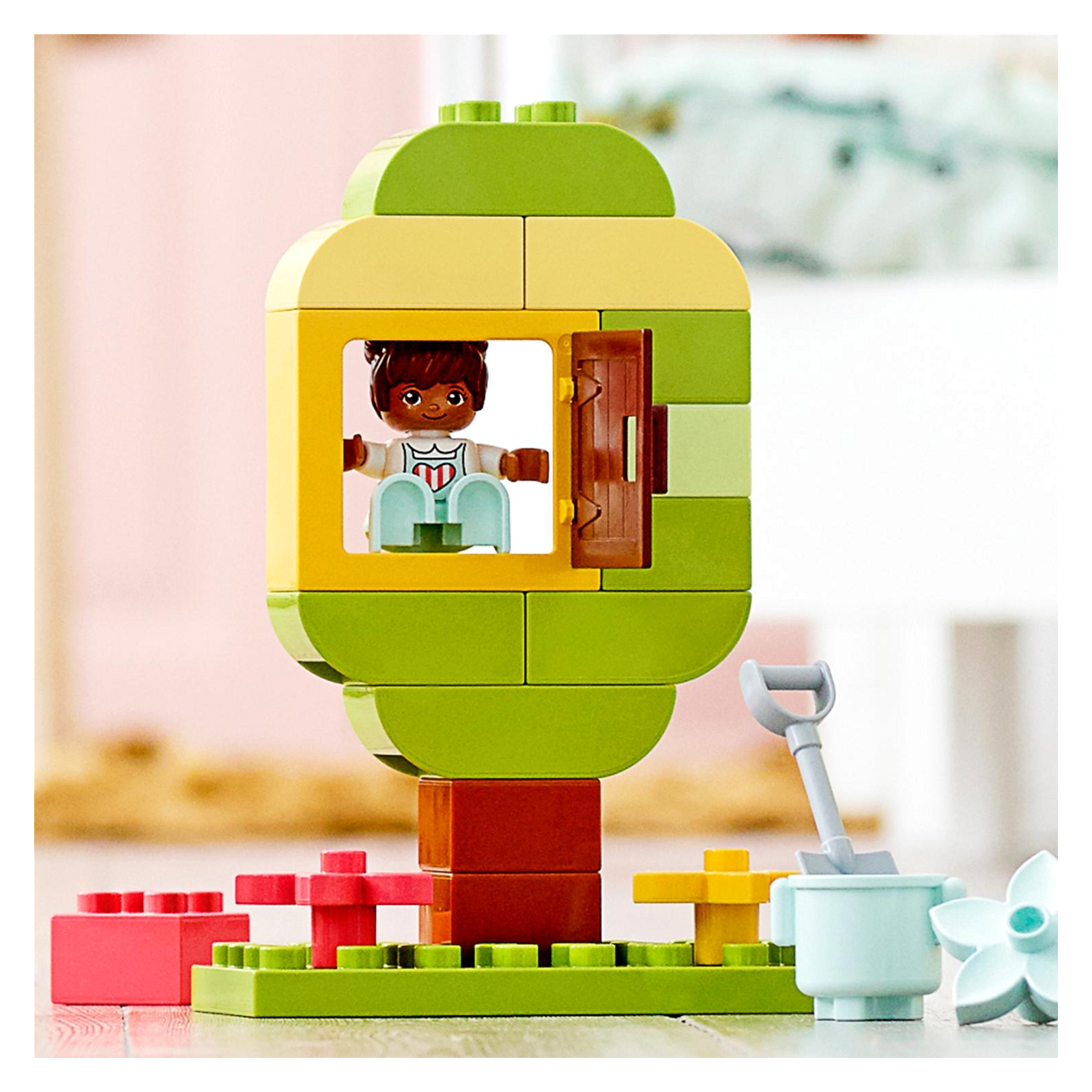 Конструктор LEGO DUPLO Classic Большая коробка с кубиками 85 деталей (10914) изображение 11