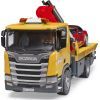 Спецтехника Bruder Эвакуатор Scania Super 560R с краном-манипулятором и автомобиль Roadster (03552) изображение 7