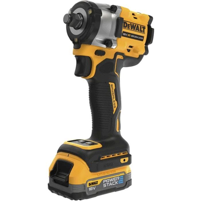 Гайковерт DeWALT 18V XR Li-lon PowerStack 2x1.7Ah, бесщеточный, 406 Нм, кейс TSTAK (DCF921E2T)