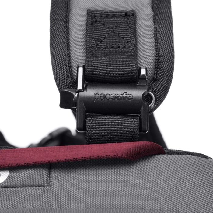 Рюкзак туристический Pacsafe Vibe 25L backpack чорний2 (60301130) изображение 6