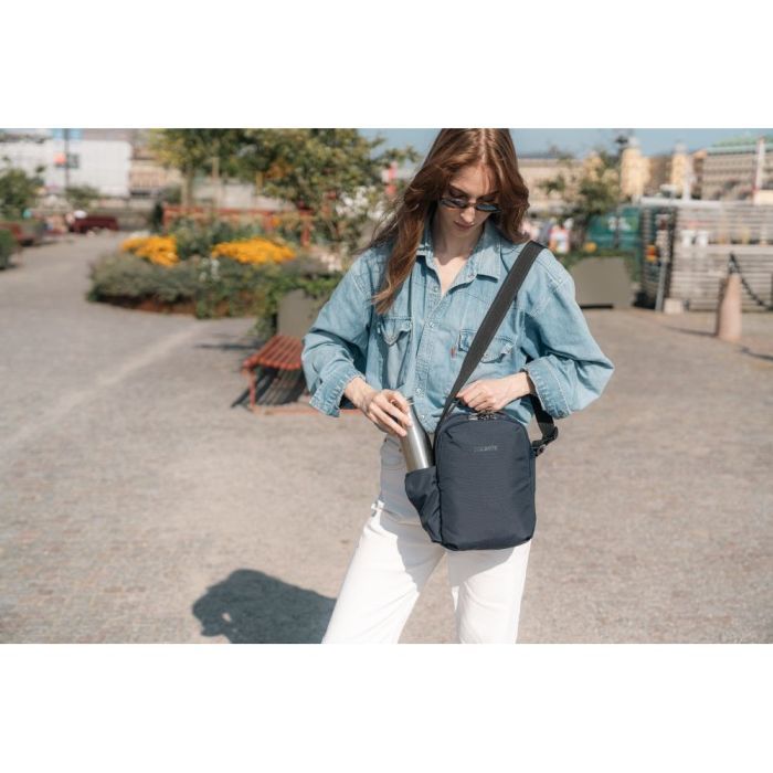 Сумка Pacsafe V Tour Crossbody Темно-синяя (61110658) изображение 10
