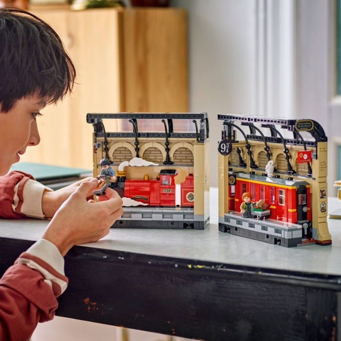 Конструктор LEGO Harry Potter Бук нук: Хогвартський експрес (76450-) зображення 10