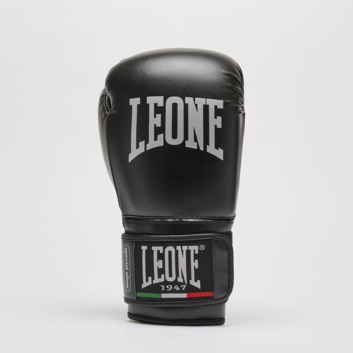 Боксерские перчатки Leone GN383 Thunder Red 10 унцій (GN383_Red_10oz) изображение 4