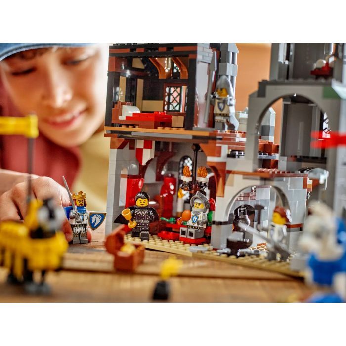 Конструктор LEGO Creator Средневековый замок с рыцарем на коне (31168) изображение 9