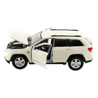 Машина Maisto Jeep Grand Cherokee 2011 (1:24) белый (31205 white) изображение 3