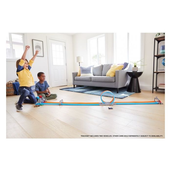 Автотрек Hot Wheels Портативный "Двойная петля" (GFH85) изображение 5