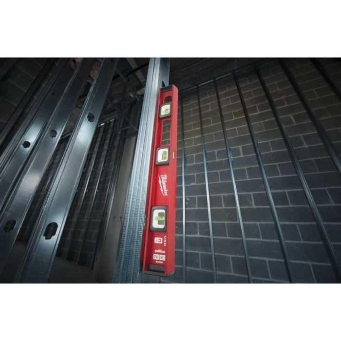 Уровень Milwaukee I-Beam магнитный, 60 см (4932478565) изображение 8