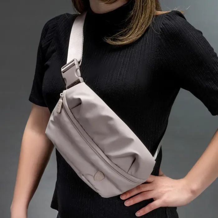 Сумка-бананка Heys Puffer Mini Waist Bag Black (30128-0001-00) (930929) зображення 7