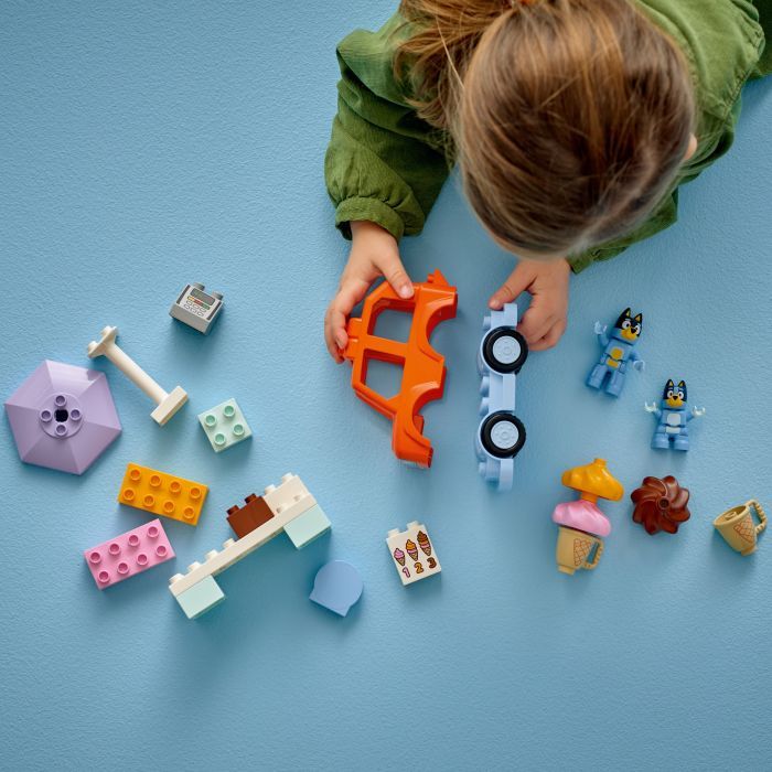 Конструктор LEGO DUPLO Bluey Путешествие с мороженым с Блуи (10458) изображение 5