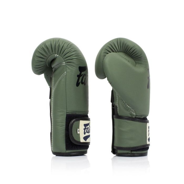 Боксерские перчатки Fairtex BGV11 Green 12 унцій (бинти в комплекті) (BGV11_12oz_Green) изображение 5
