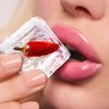 Блиск для губ Pupa Shock Plump Lip Gloss 002 - Baby Doll (8011607398706) зображення 2