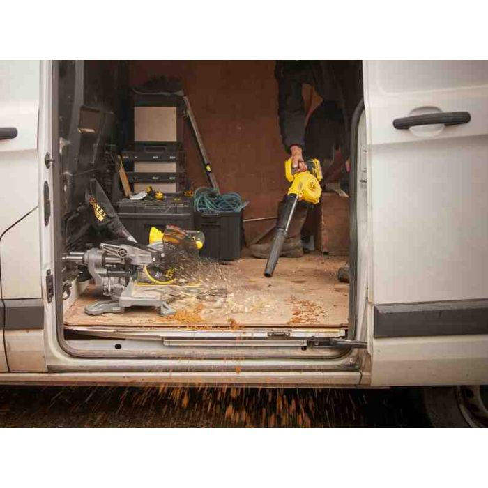 Воздуходувка Stanley FATMAX V20, Li-Ion 18V, 80 м/с, (без АКБ и ЗУ) (SFMCBL01B) изображение 12 Воздуходувка Stanley FATMAX V20, Li-Ion 18V, 80 м/с, (без АКБ и ЗУ) (SFMCBL01B) изображение 12