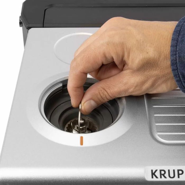 Рожковая кофеварка эспрессо Krups XP804T10 изображение 14