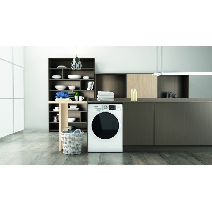 Пральна машина Hotpoint-Ariston NDB10570DAUA зображення 4