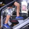 Фиксатор колена LiveUp Knee Support LS5676-S сірий, білий Уні S (6951376182316) изображение 2 Фиксатор колена LiveUp Knee Support LS5676-S сірий, білий Уні S (6951376182316) изображение 2