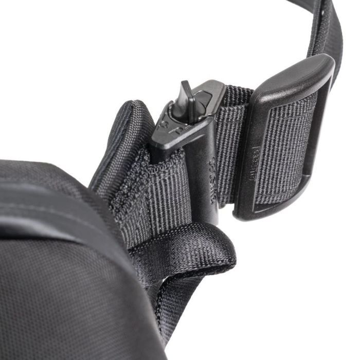 Сумка Pacsafe x SLNT pocket sling Черная (83102100) изображение 3