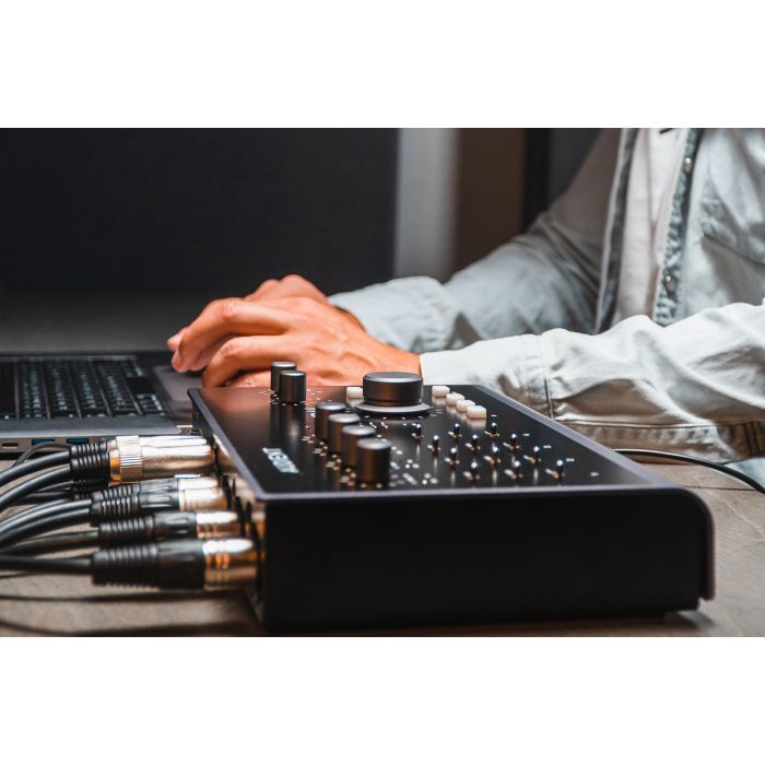 Аудіоінтерфейс Audient iD44 MKII (233720) зображення 10