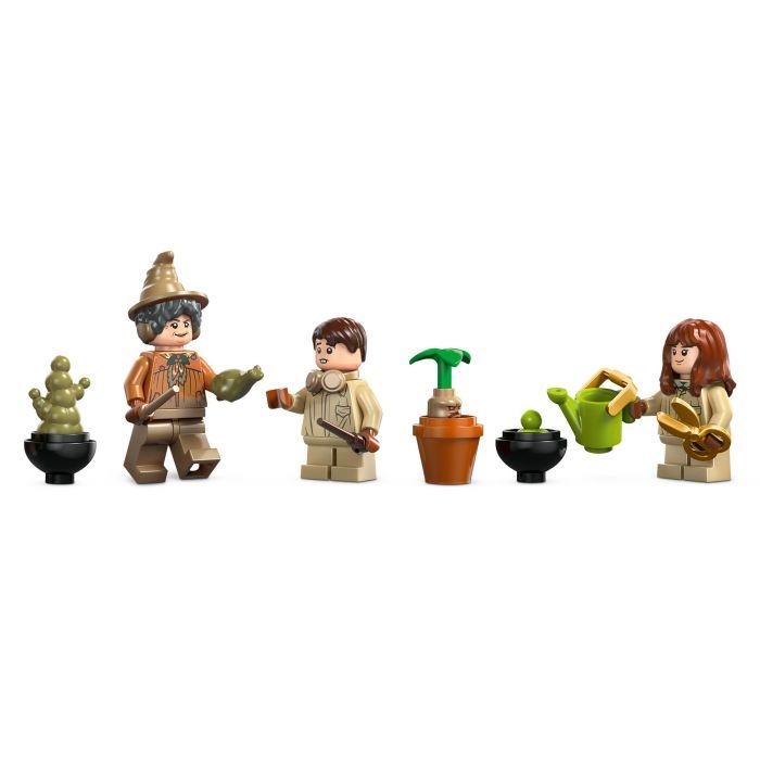Конструктор LEGO Harry Potter Замок Хогвартс: урок гербологии: урок гербологии (76445) изображение 6