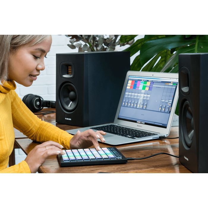 MIDI контролер Novation Launchpad Mini MK3 (229426) зображення 9