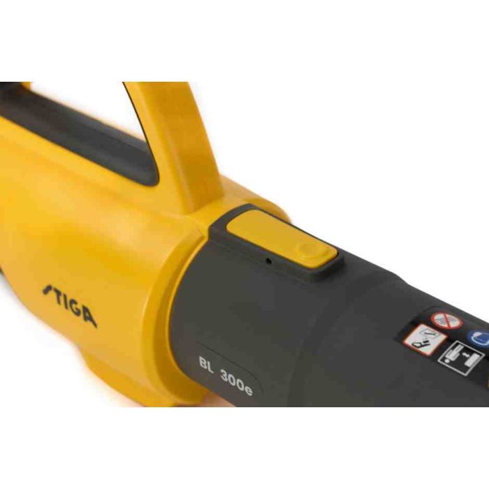 Воздуходувка Stiga BL300 40V (20V+20V), 42м/с, 2x4Ah (BL300eKit) изображение 11 Воздуходувка Stiga BL300 40V (20V+20V), 42м/с, 2x4Ah (BL300eKit) изображение 11