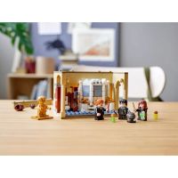Конструктор LEGO Harry Potter Хогвартс ошибка с оборотным зельем 217 деталей (76386) изображение 2