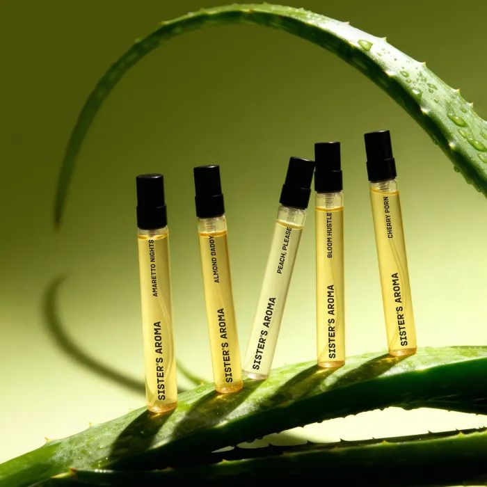 Парфюмированная вода Sister's Aroma Cherry Porn Travel 10 мл (4820227785278) изображение 3