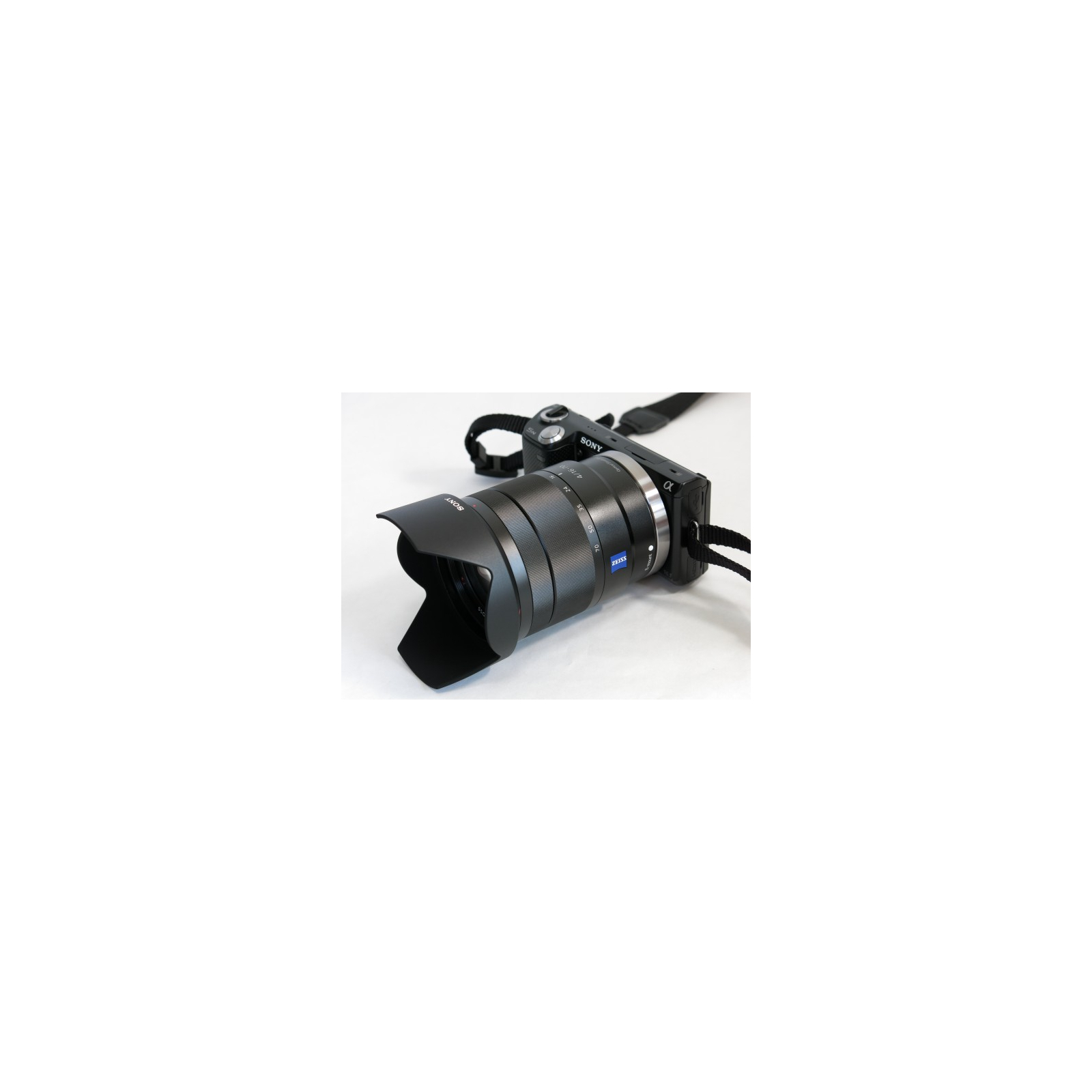 Об'єктив Sony 16-70mm f/4 OSS Carl Zeiss for NEX (SEL1670Z.AE) зображення 6