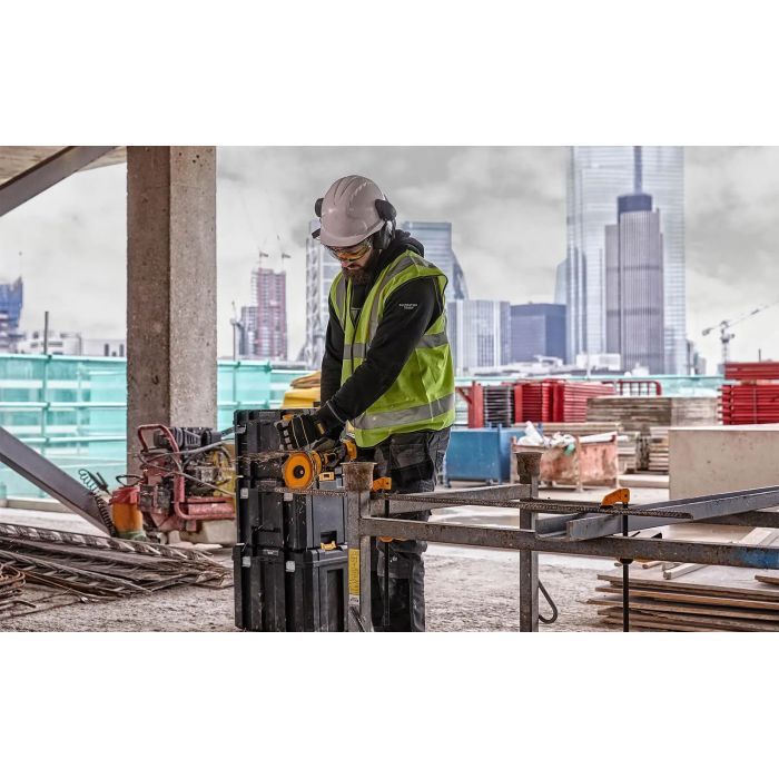 Шліфувальна машина DeWALT DCG418N (Без АКБ та ЗП) (DCG418N) зображення 4