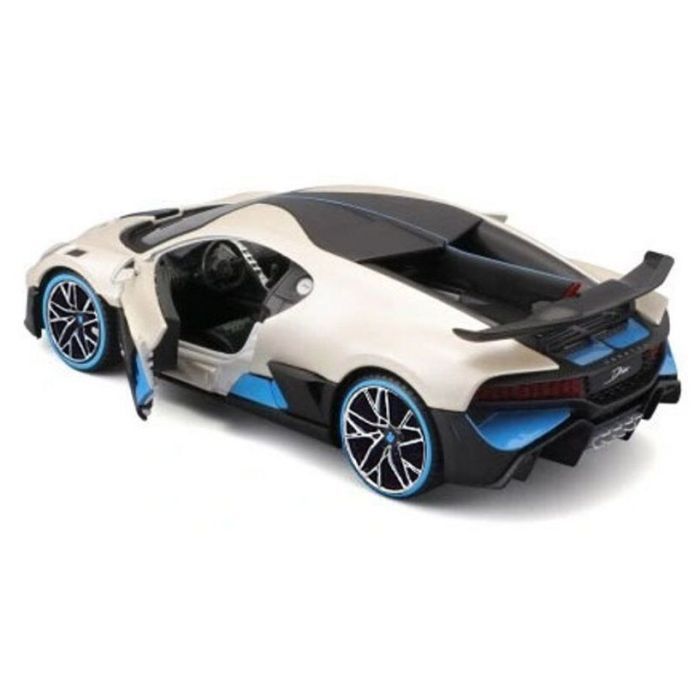 Машина Maisto Bugatti Divo білий 1:24 (31526 met. white) зображення 3