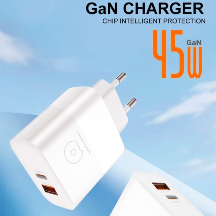 Зарядний пристрій WUW C209 1xUSB-C PD45W + 1xUSB QC3.0 18W White (WUW-C209) зображення 4