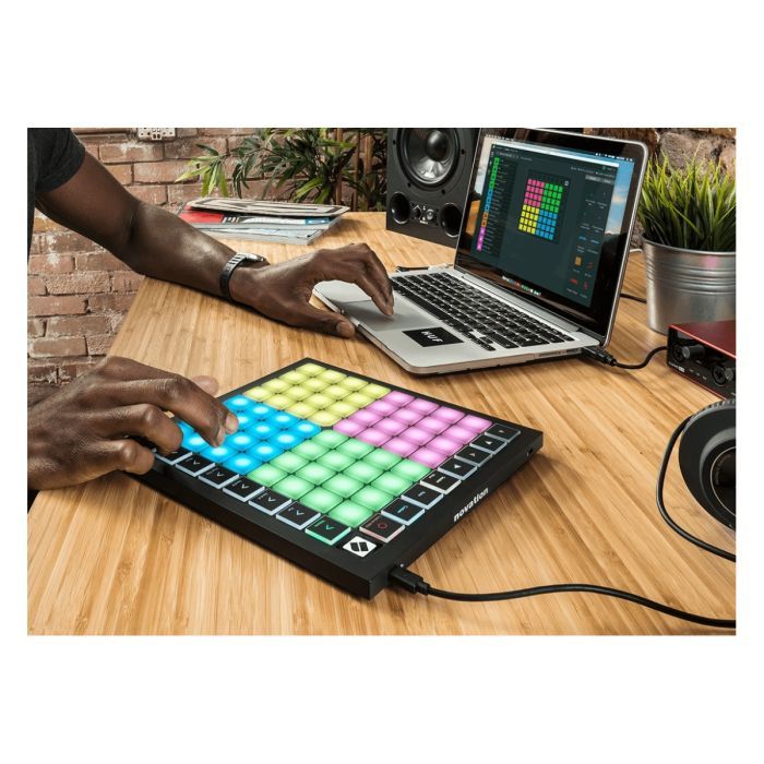 MIDI контролер Novation Launchpad X (229427) зображення 13