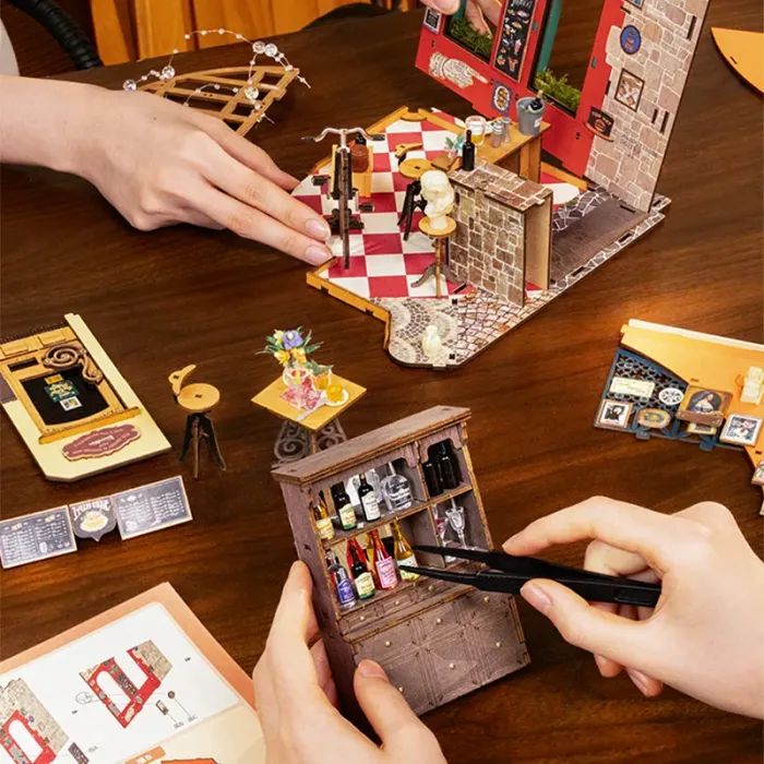 Конструктор Robotime Rolife деревянный 3D Бар і ресторан Che (DG173) изображение 4