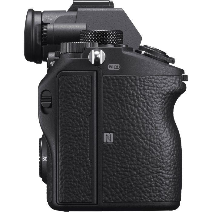 Цифровой фотоаппарат Sony Alpha 7M3 28-70mm II Kit Black (ILCE7M3MB.CEC) изображение 4