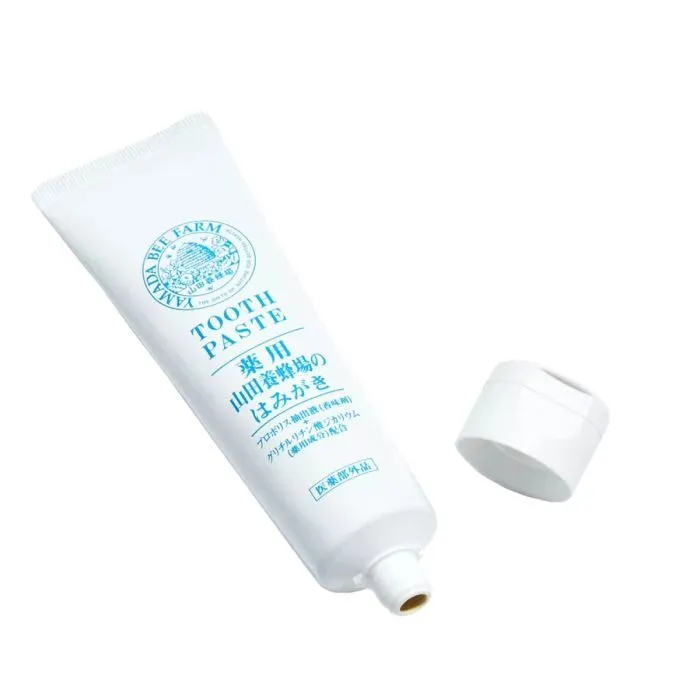 Зубная паста Yamada Bee Farm Medicated Toothpaste Антибактериальная С экстрактом прополиса 100 г (4930830051063) изображение 2