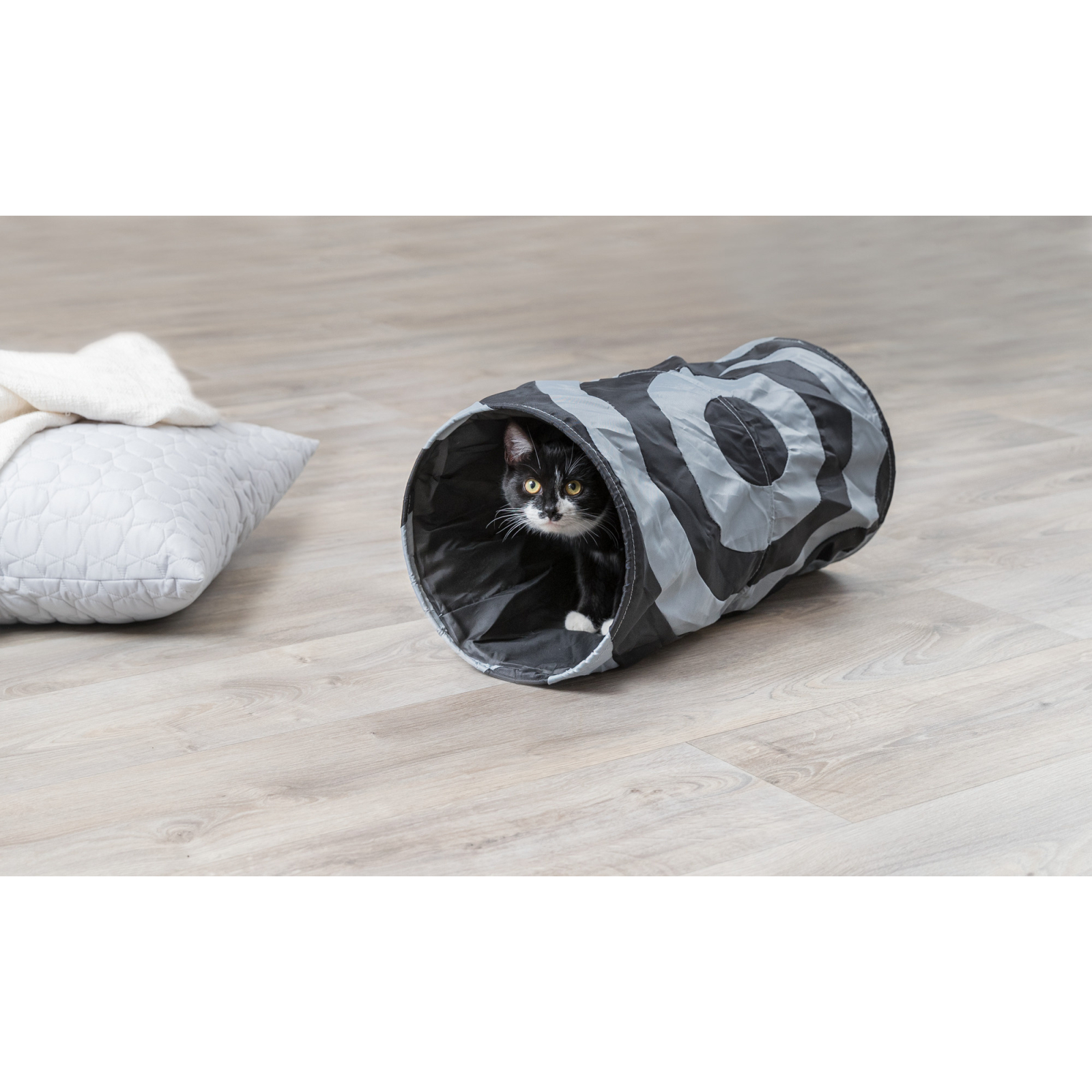 Игрушка для кошек Trixie туннель игровой 50 см (цвета в ассортименте) (4011905043012) изображение 4