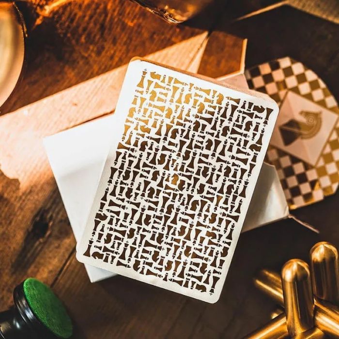 Карты игральные Ellusionist Knights (gold) (PC_ELKNg) изображение 4
