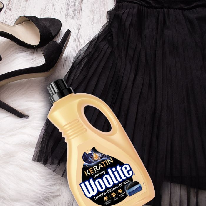 Гель для стирки Woolite Для черных, темных и джинсовых тканей С кератином 4.5 л (5900627056945) изображение 4