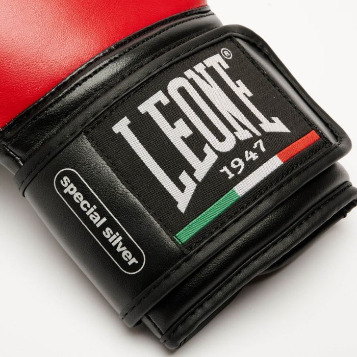 Боксерские перчатки Leone GN383 Thunder Red 10 унцій (GN383_Red_10oz) изображение 9