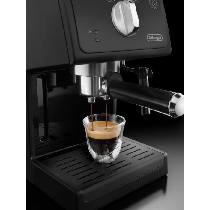 Рожковая кофеварка эспрессо DeLonghi ECP31.21 изображение 8
