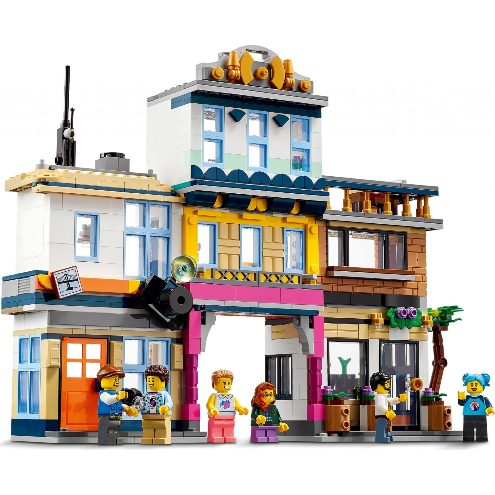 Конструктор LEGO Creator Центральная улица 1459 деталей (31141) изображение 3