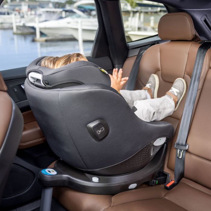 Автокресло Graco Turn2Me DLX i-Size, 40-105 см (0+/1), чорне (GC2302AAMDN000) изображение 6