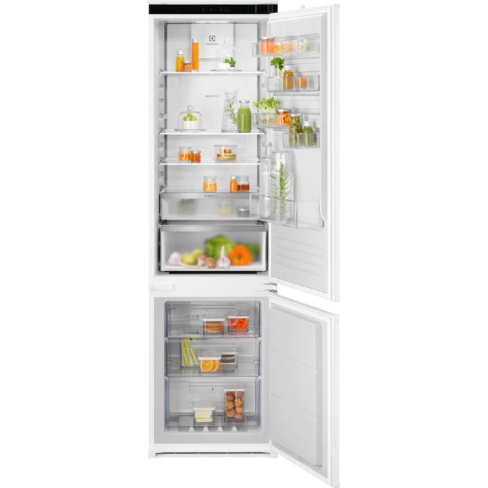 Холодильник Electrolux ENA7CE19S