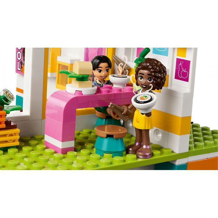 Конструктор LEGO Friends Хартлейк-Сити: международная школа 985 деталей (41731) изображение 9