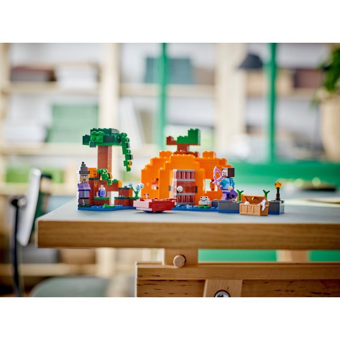 Конструктор LEGO Minecraft Тыквенная ферма 257 деталей (21248) изображение 2