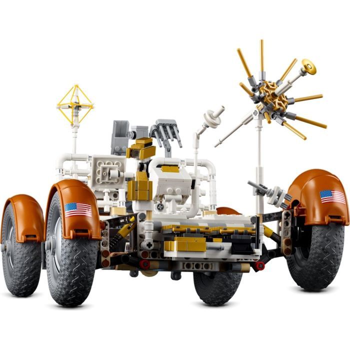 Конструктор LEGO Technic Лунный автомобиль NASA Apollo (42182) изображение 8