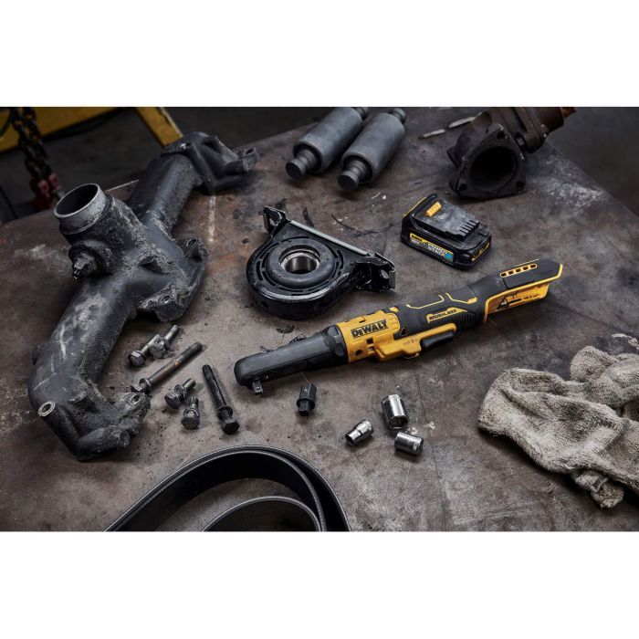Гайковерт DeWALT угловой, XR Li-Ion PowerStack 18 В GFN, 1.7Ah, 102 Нм (DCF510E2G) изображение 8