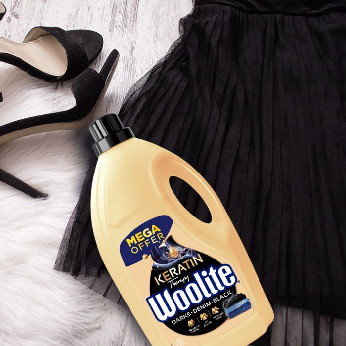 Гель для стирки Woolite Для черных, темных и джинсовых тканей С кератином 4.5 л (5900627056945) изображение 4