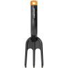 Сапа Fiskars Gardening розпушувач Solid 30.7см, 0.08кг (1001600)