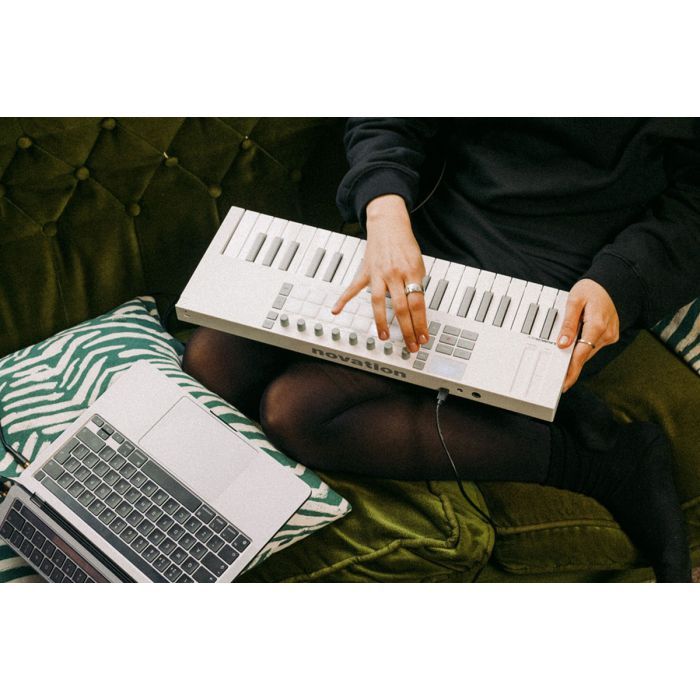 MIDI-клавіатура Novation Launchkey Mini 37 MK4 White Edition (301234) зображення 7
